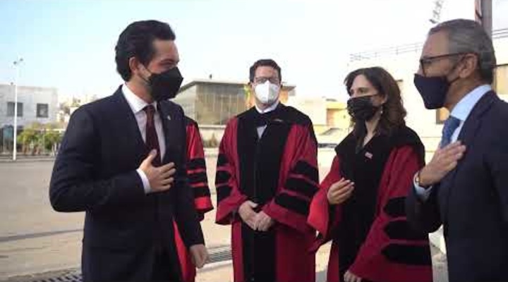 Embedded thumbnail for ولي العهد يرعى حفل تخريج الفوج الأول من طلبة جامعة الحسين التقنية