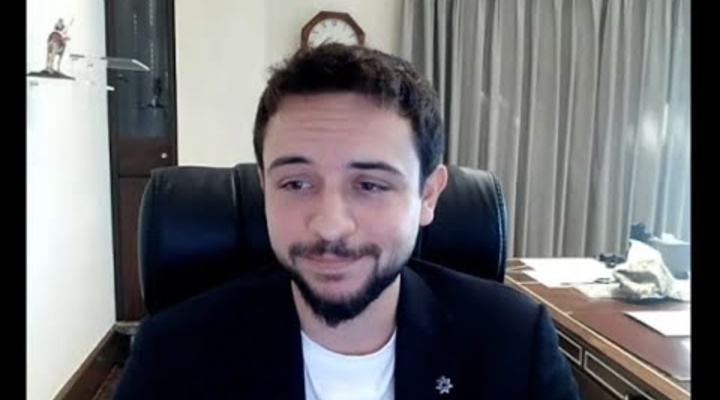 Embedded thumbnail for ولي العهد يهنئ الطلبة الحاصلين على منحة الملك عبدالله الثاني للتعليم التقني